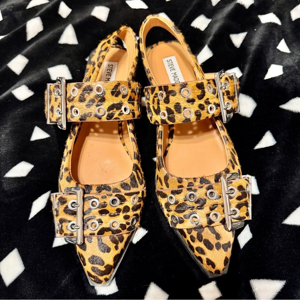 Steve Madden Leopard Buckle Flats